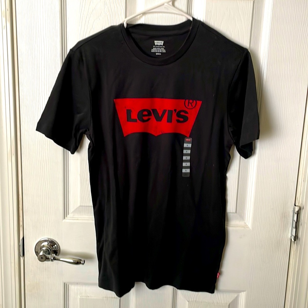 Levi’s shirt